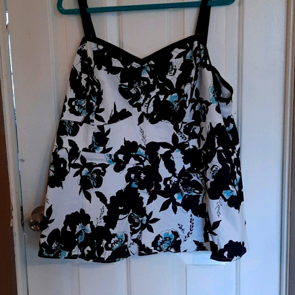 Torrid tank/blouse EUC Torrid size 4